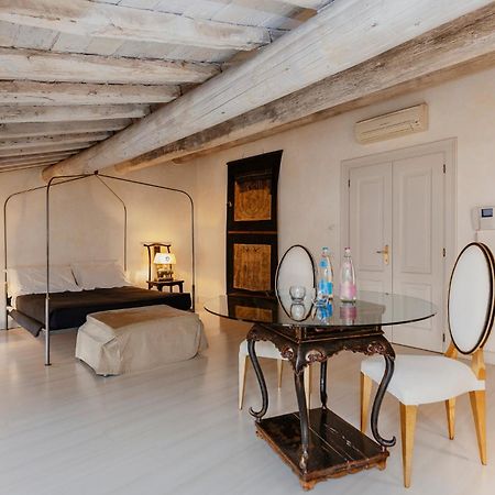 Casa San Domenico Apartment มานโตวา ภายนอก รูปภาพ