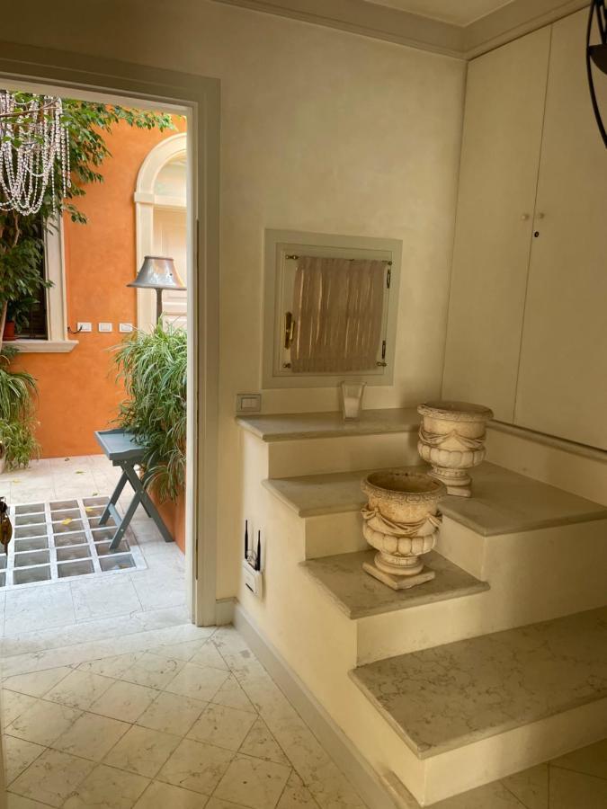 Casa San Domenico Apartment มานโตวา ภายนอก รูปภาพ