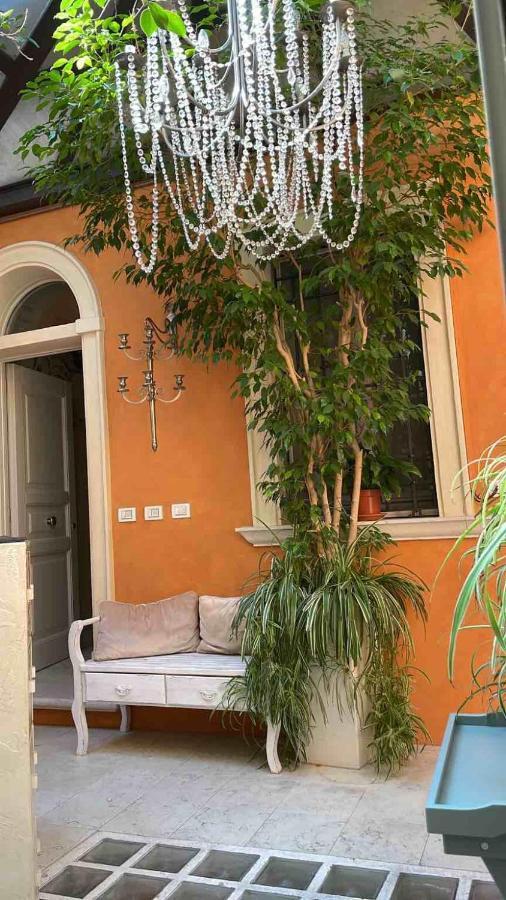 Casa San Domenico Apartment มานโตวา ภายนอก รูปภาพ